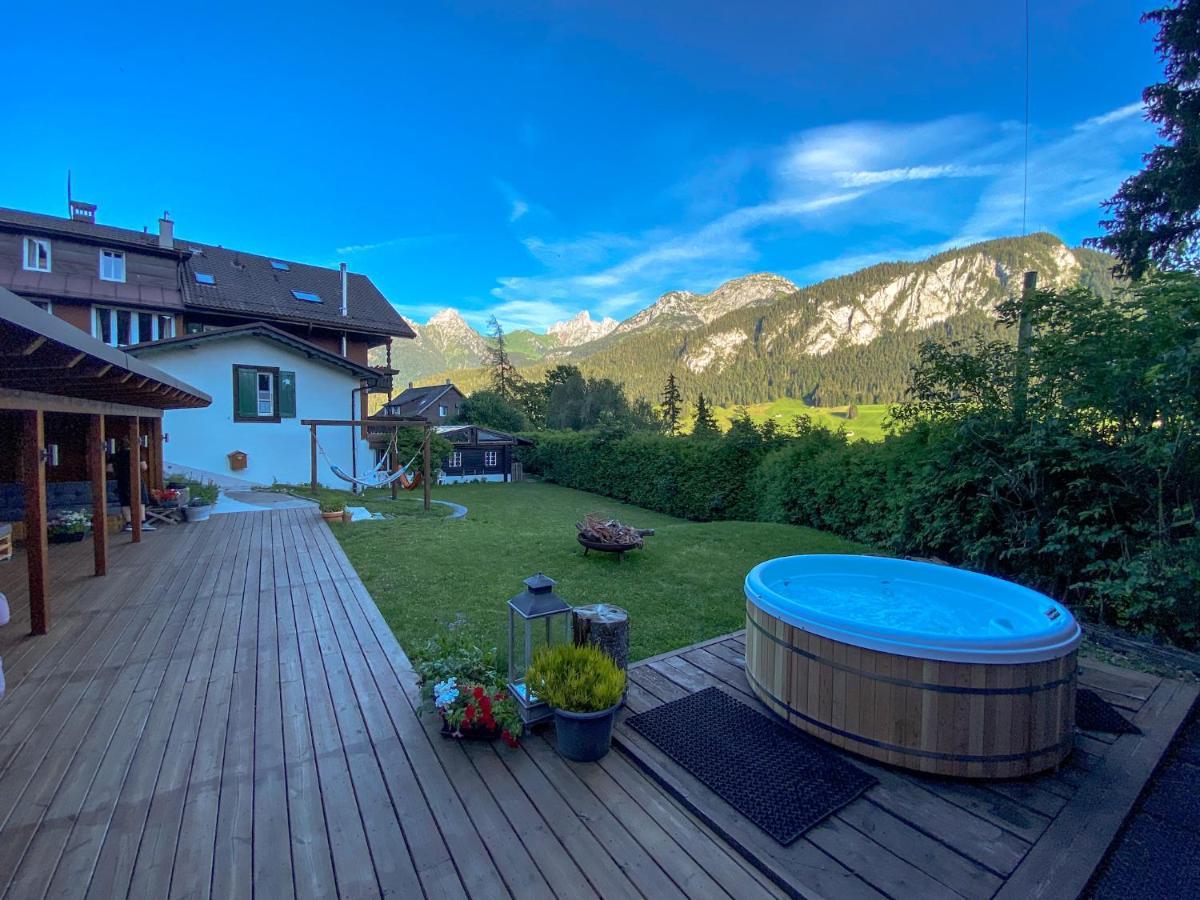 Family B&B Le Vieux Chalet Chateau-d'Oex Ngoại thất bức ảnh
